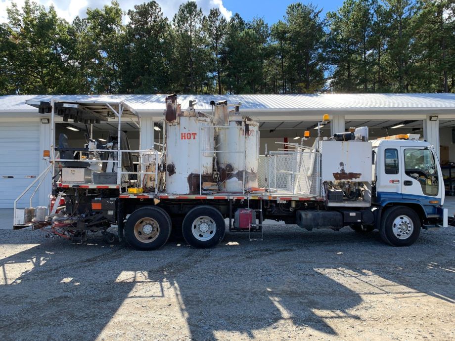 Image for 2000 GMC T8500 CDI 3-Kettle Thermoplastic Striping Truck Low Miles 47,356