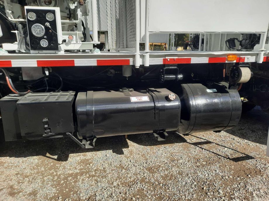 Image for 1998 GMC T7500 Thermoplastic Striping Truck Low Miles 97,270