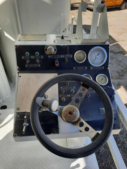 Image for 1998 GMC T7500 Thermoplastic Striping Truck Low Miles 97,270