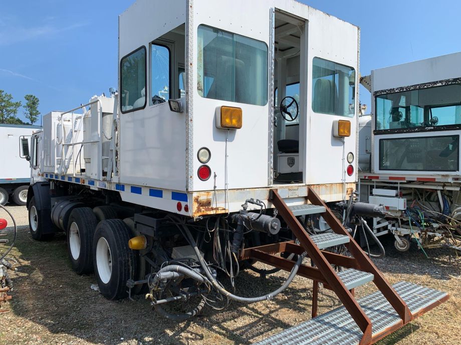 Image for 1993 Mack MR688P Linear Dynamics Cabover Road Striping Paint Truck