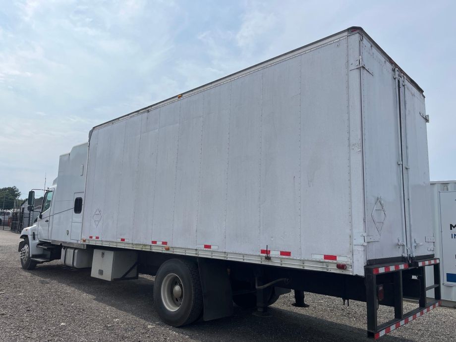 Image for 2007 Hino 338 S/A Expeditor Box Truck Low Mile 32,554