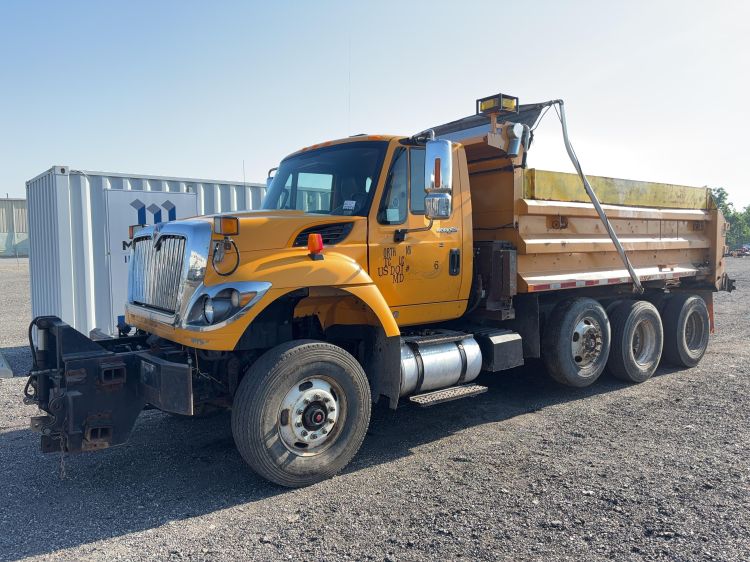 Image for 2014 International 7500 15’ Tri-Axle Dump Truck Diesel Engine