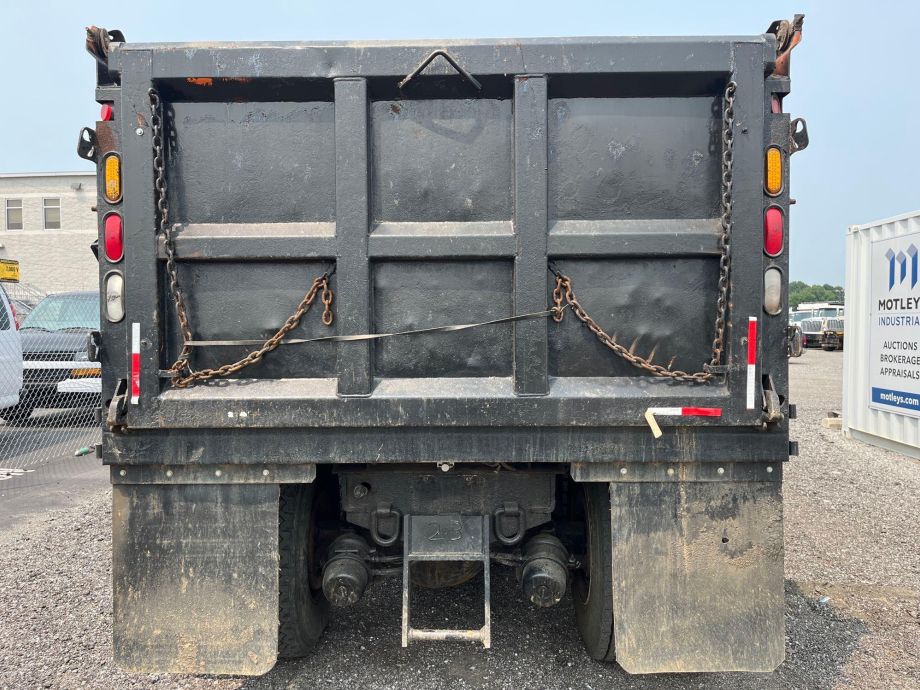 Image for 2010 International WorkStar 7400 14’ Tri-Axle Dump Truck