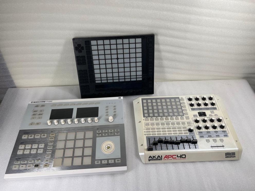 Image for Man Cave Sporting and Tool Auction (23-120)