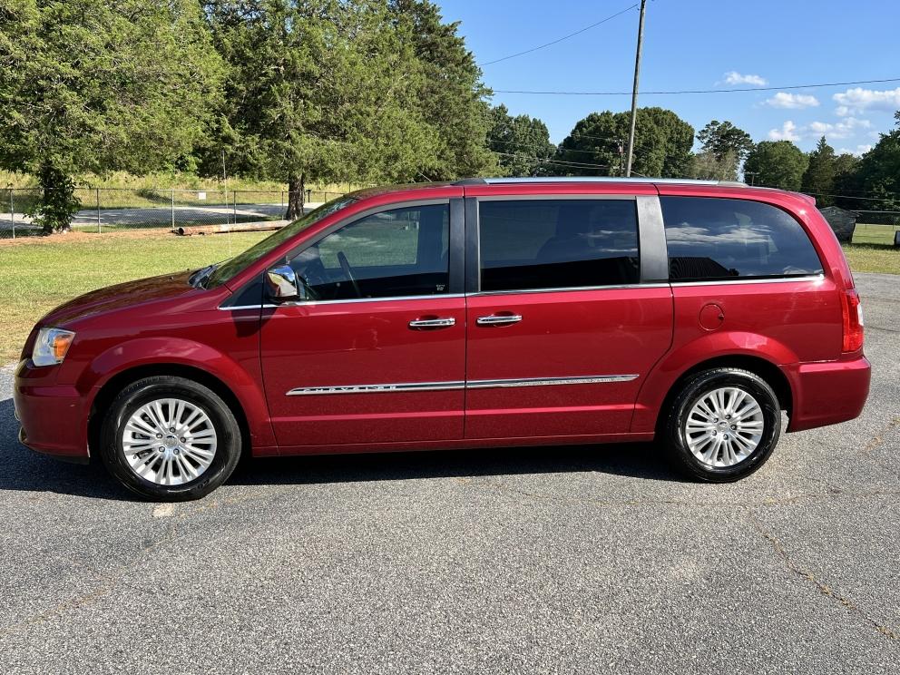Image for 2014 Chrysler Town & Country Van with 68,746 Miles (24-66)