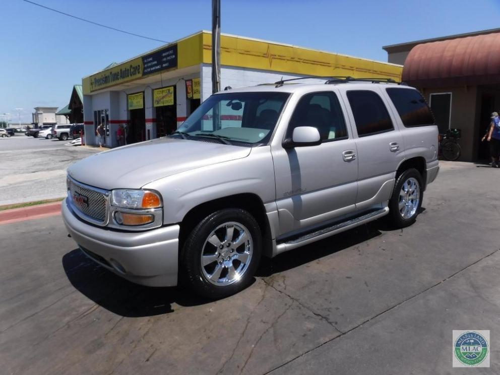 Image for 2005 GMC Yukon Denali