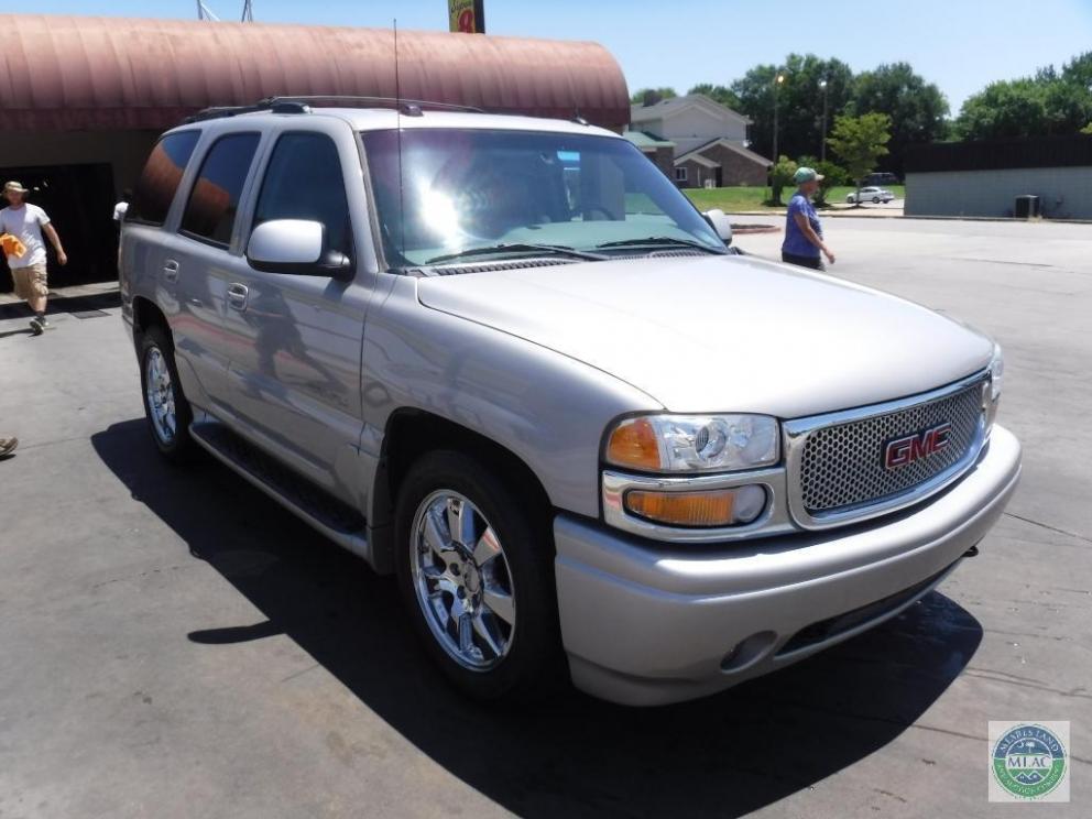 Image for 2005 GMC Yukon Denali