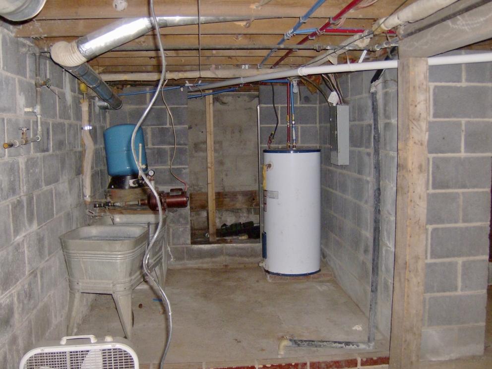 Image for 2 BR/1 BA Home on 1 Acre in Tazewell, VA—-Sells to the Highest Bidder!!—-ONLINE ONLY BIDDING