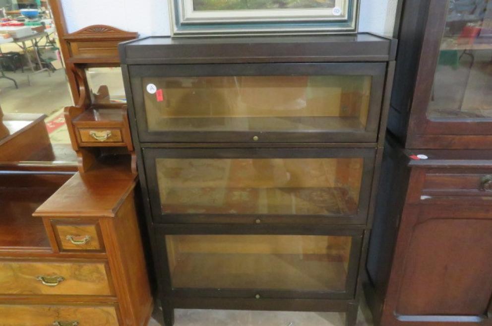 Image for Antique & Collectible Auction