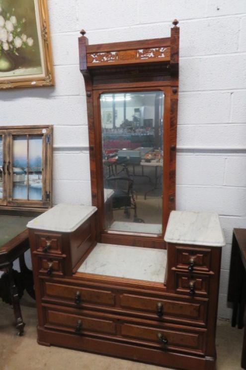 Image for Antique & Collectible Auction