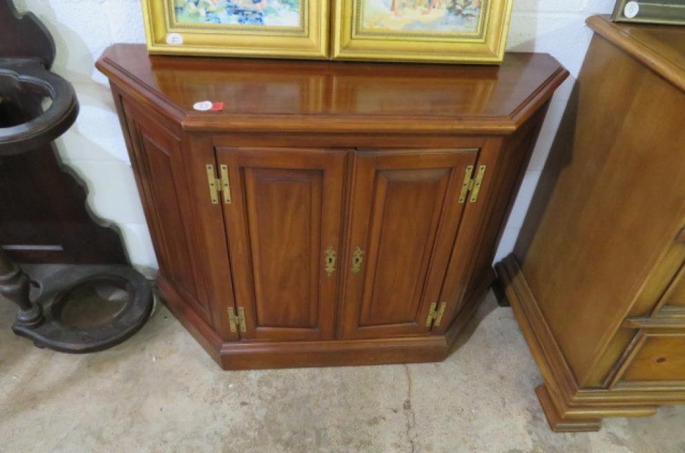 Image for Household and Collectible Sale