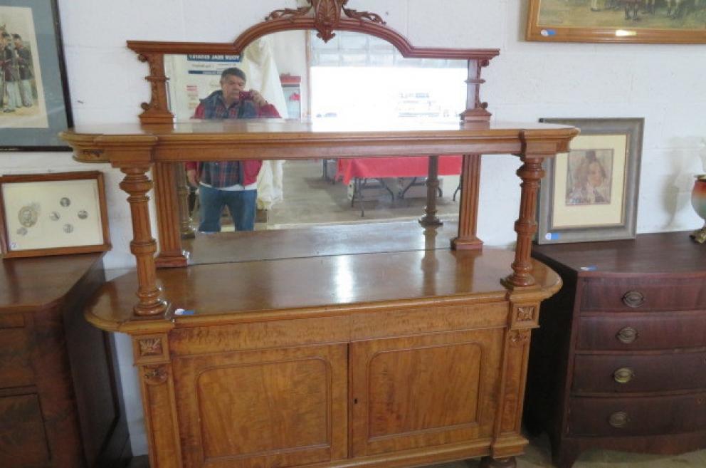 Image for Tremendous Mid-Week Auction