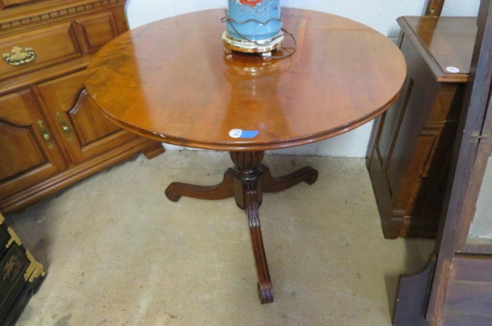 Image for Tremendous Mid-Week Auction