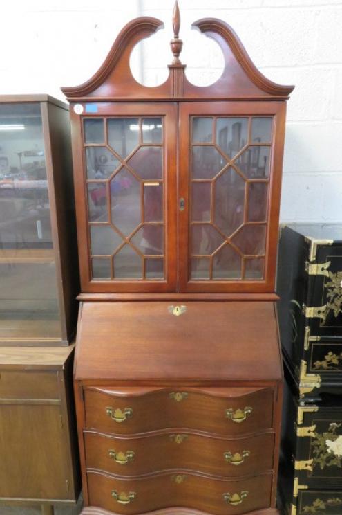 Image for Tremendous Mid-Week Auction