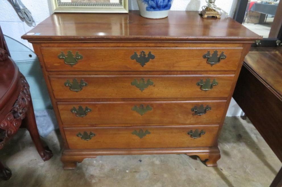 Image for Mid-Week Furniture and Household Sale