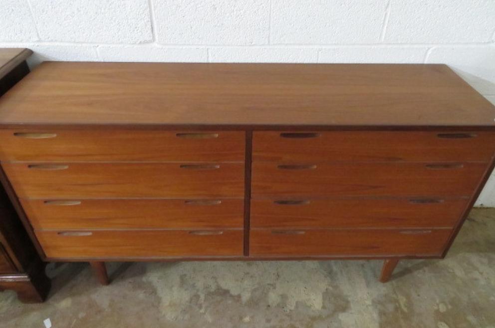 Image for Antique and Collectible Sale