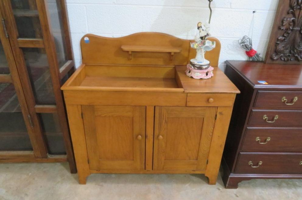 Image for January 16, 2019 Household and Collectible Auction