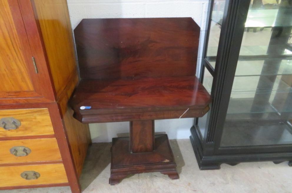 Image for January 16, 2019 Household and Collectible Auction