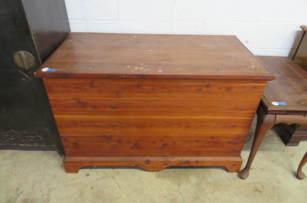 Image for January 16, 2019 Household and Collectible Auction