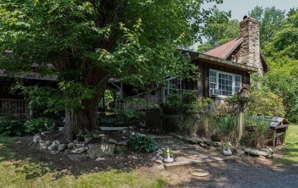 Image for 3 BR/3 BA Home w/Finished Basement on 5.8 +/- Acres & Income Producing Log Cabin Duplex on 25 +/- Ac