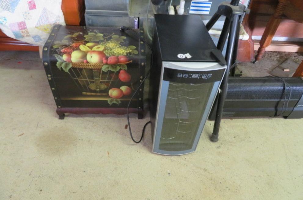 Image for Antiques and Collectibles