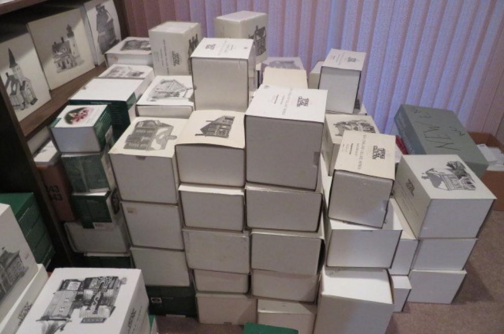 Image for Christmas Collectible Auction!