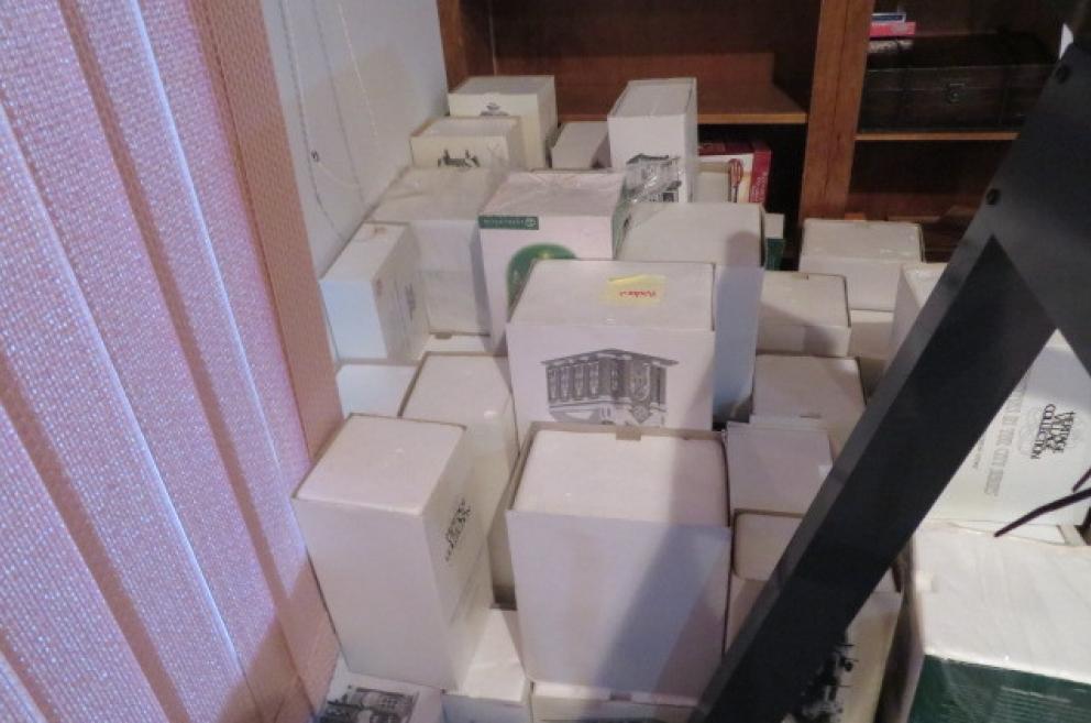 Image for Christmas Collectible Auction!