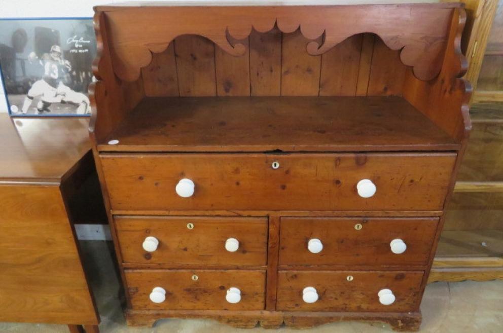 Image for Antique and Collectible Auction