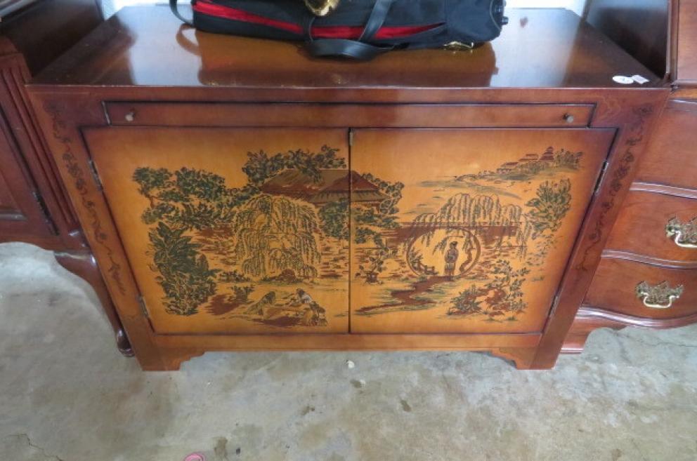 Image for Last Auction of the Year!