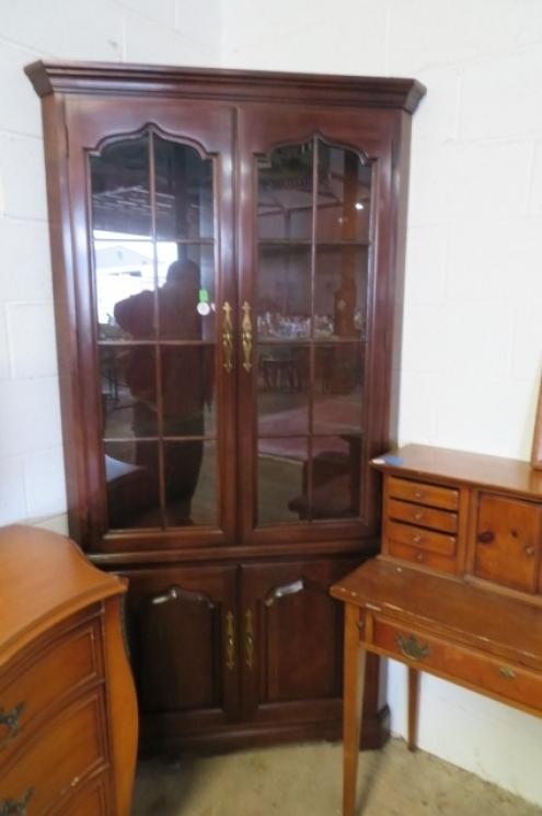 Image for Last Auction of the Year!