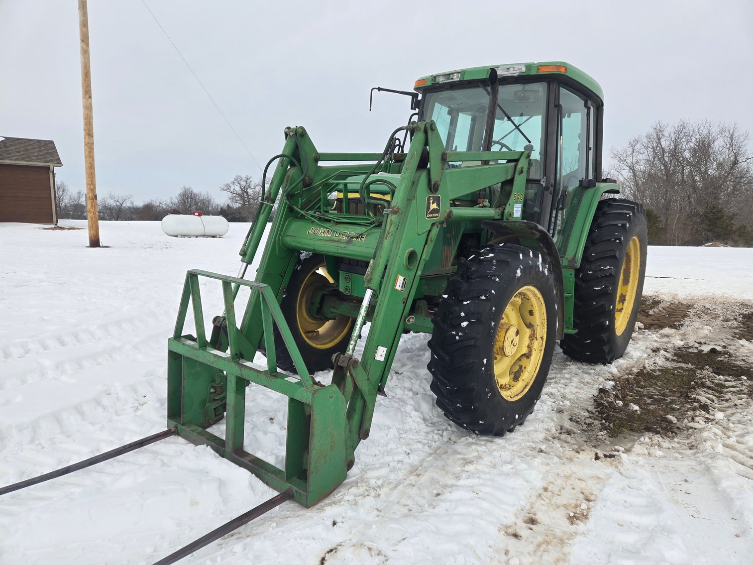 1999 John Deere 6410 at Sexton Auctioneers auction