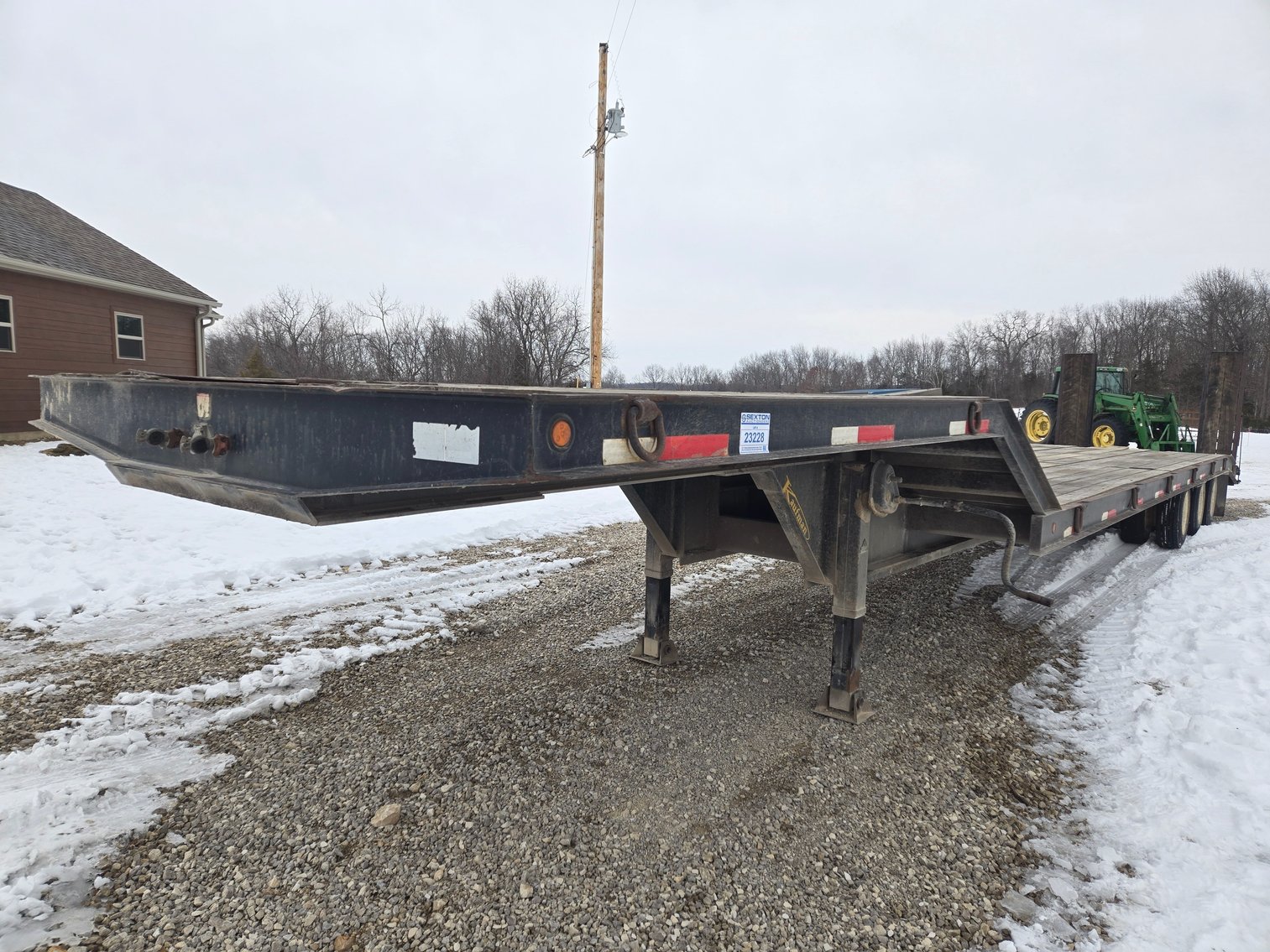 2007 48' Kaufman Trailer at Sexton Auctioneers auction