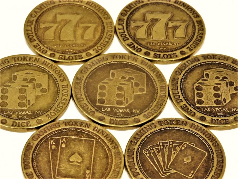Image for BINIONS HORSESHOE CASINO LAS VEGAS “VINTAGE GAMING TOKENS”