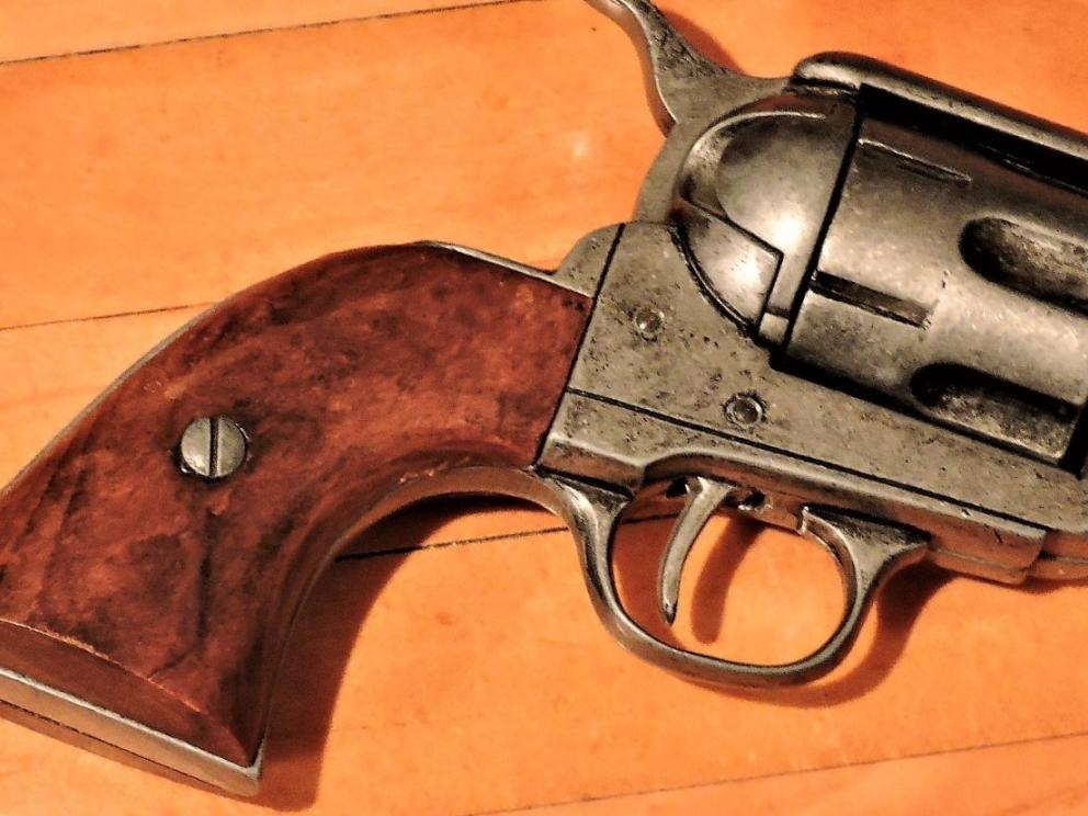 Image for REPLICA WESTERN DECORATIVE HAND GUN FOR DISPLAY