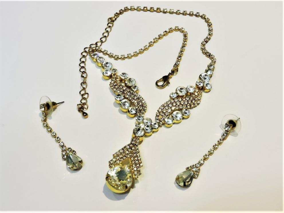 Image for “SELL OFF FASHION JEWELRY” “FINAL RETAIL INVENTORY CLEAR OUT” #1649