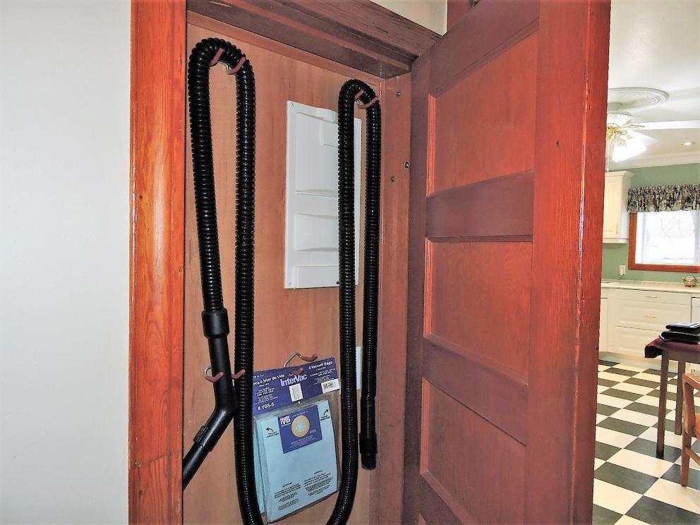 Image for Real Estate Auction 214 Cavendish Street N Elkhorn Manitoba