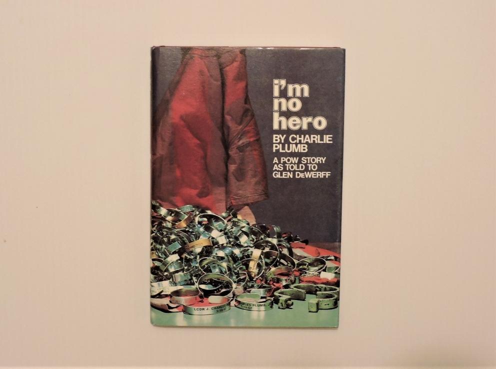 Image for “i’m no hero” BY Charlie Plumb - The Book