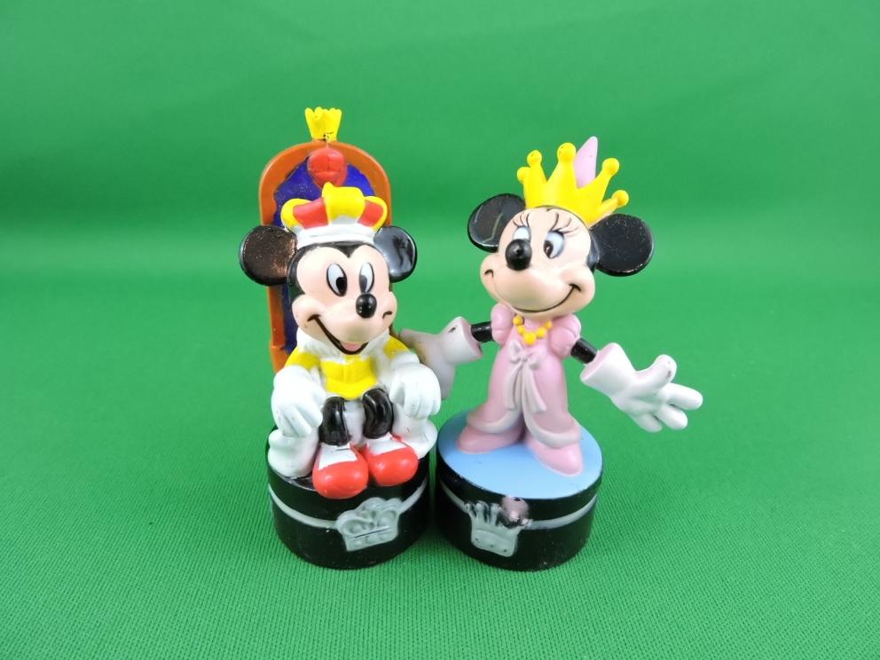Image for Mickey & Minnie Mouse - Disney “Classic Chess Pieces”