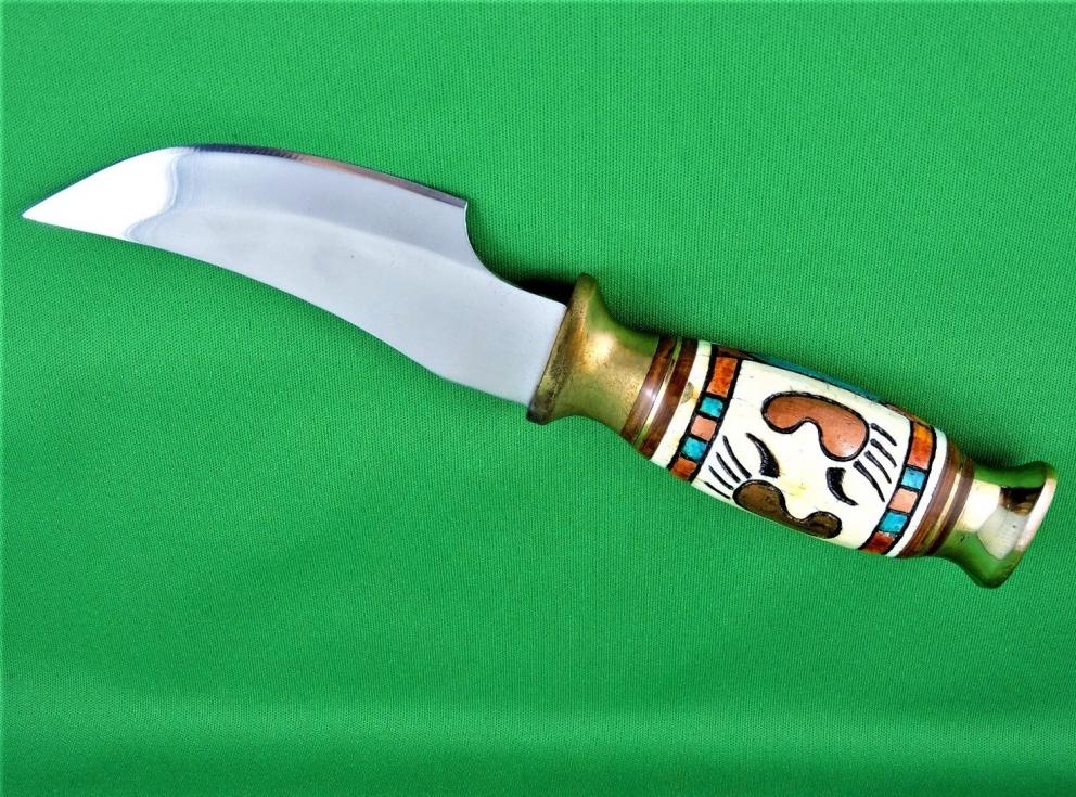 Image for Bear Paw Print - Hunting Knife