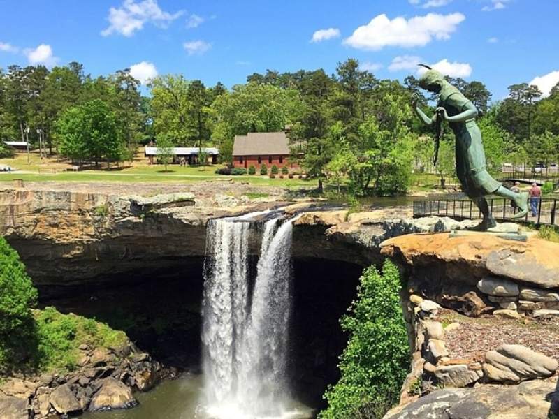 Image for Investment Opportunity near Noccalula Falls Park in Gadsden, Alabama