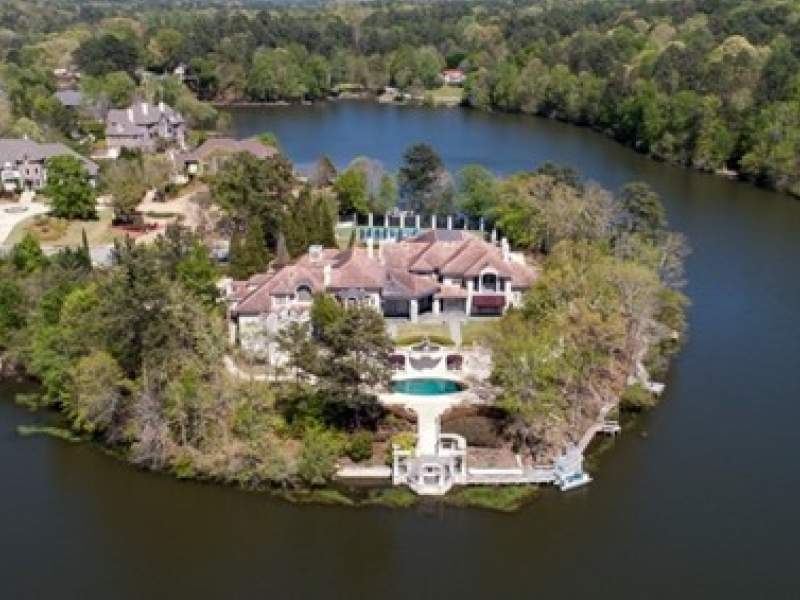 Image for Luxury Lakefront Estate in Birmingham, Alabama