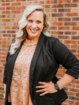 Photo of Caitlin Wardlow, CES, Principal Auctioneer, RealtorĀ®