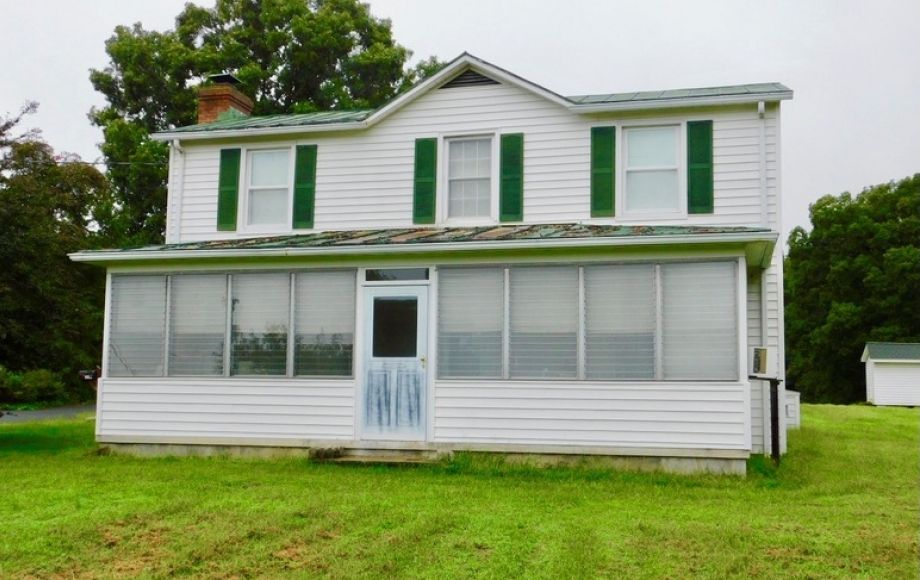 5 BR Farm House & Several Outbuildings on 14 +/ Acres in Orange Co., VA