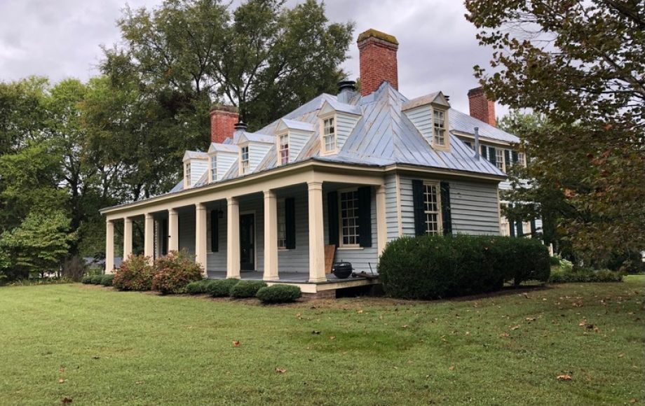 3 BR/3.5 BA Historic Home, Work Shop & Extra Lot on 2.4 +/ Acres in