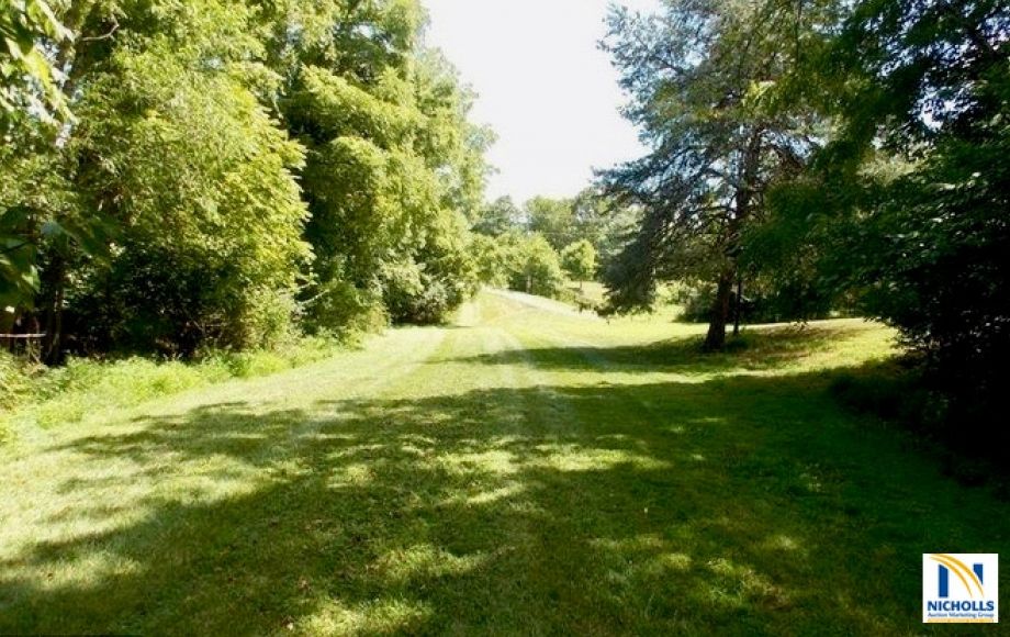 Valuable Loudoun County Real Estate3 BR Home on .69 +/ Acre Lot & .5