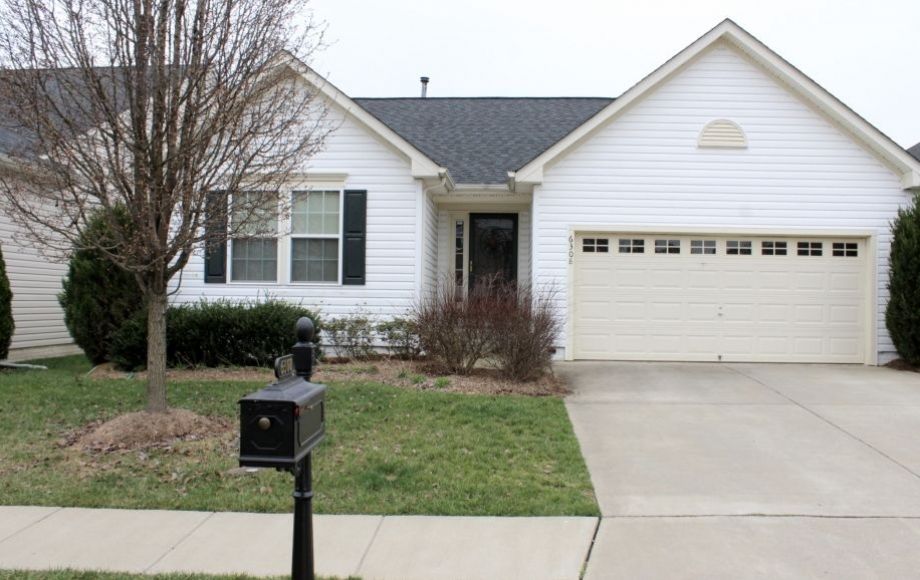 MOVEINREADY 3 BR/3 BA HOME IN VIRGINIA HERITAGE SECTION OF LEE'S