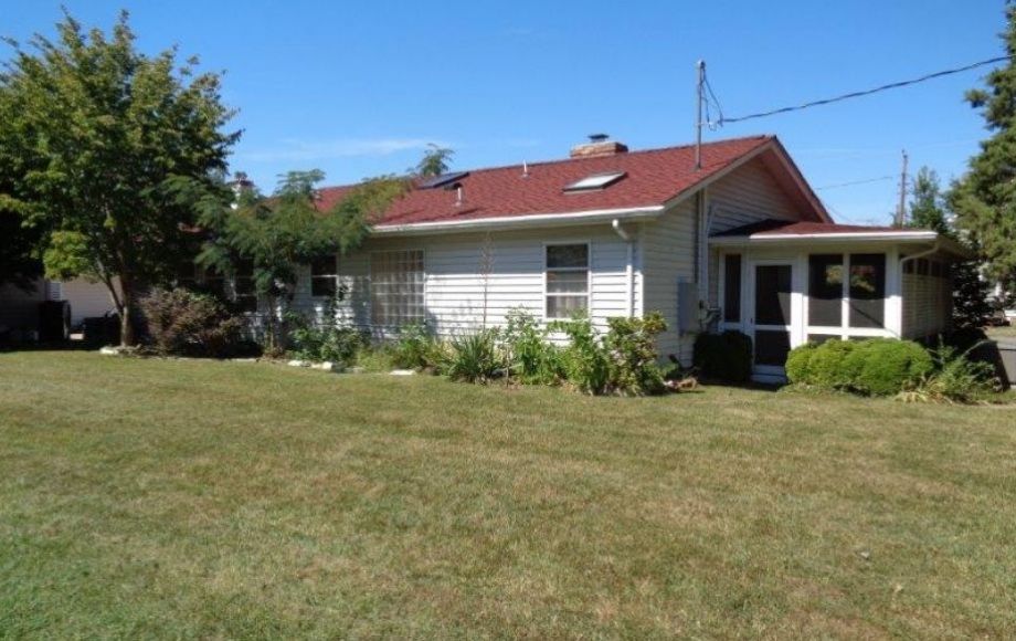 3 BR/ 1.5 BA HOME w/POTOMAC RIVER WATER VIEW in FAIRVIEW BEACH, VA