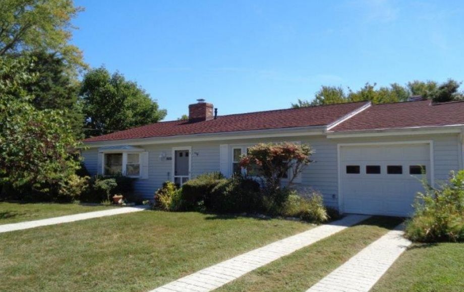 3 BR/ 1.5 BA HOME w/POTOMAC RIVER WATER VIEW in FAIRVIEW BEACH, VA